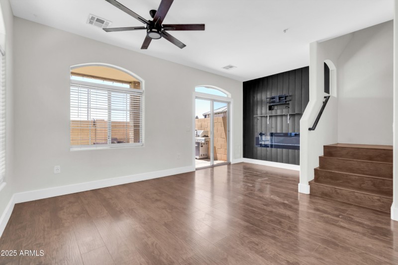 1350 S Greenfield Rd unit 1166-6