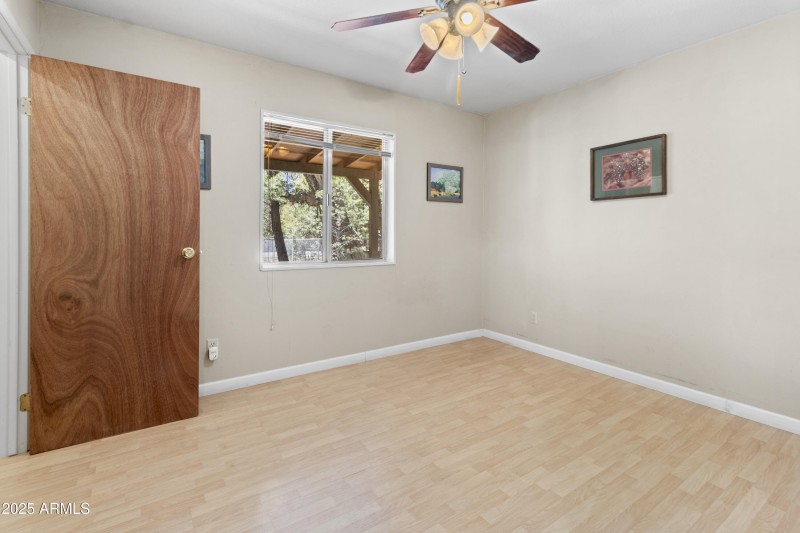 2128 Forest Park Rd, Overgaard (10)