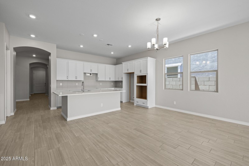 13)KITCHEN