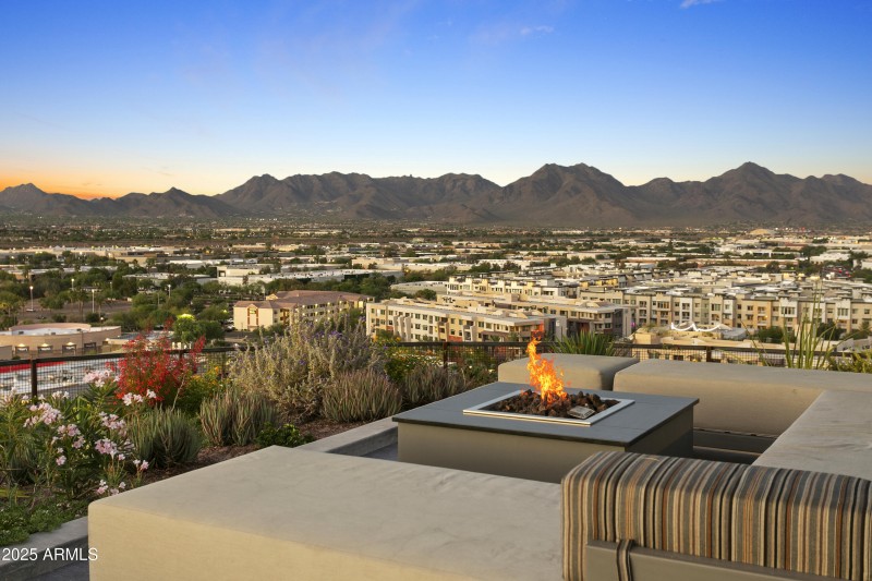 Sky Deck Firepit Lounge w/ Views