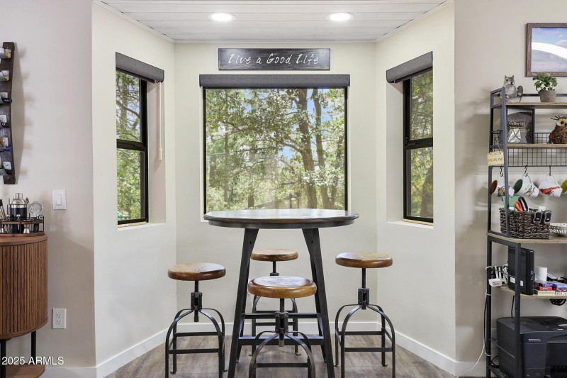 Eat-In Kitchen