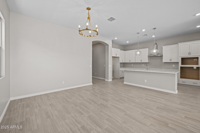 13)KITCHEN