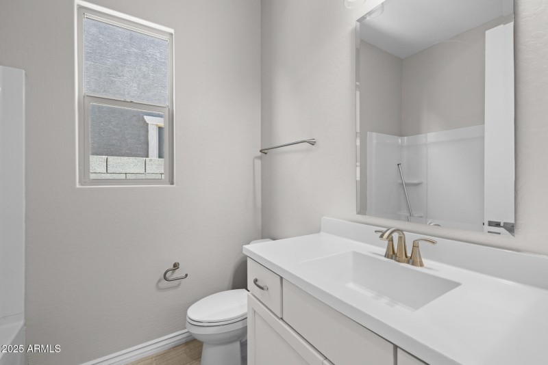 22)BATH 2 DOWN