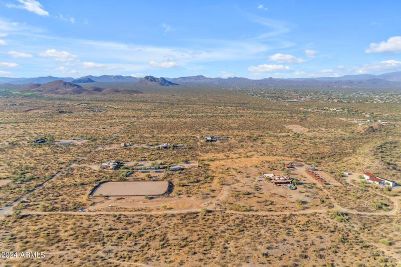 247-web-or-mls-247_439_a4m_ext tw