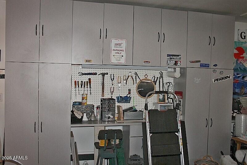 026_Garage Workbench
