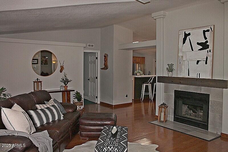 034_Living Room 2