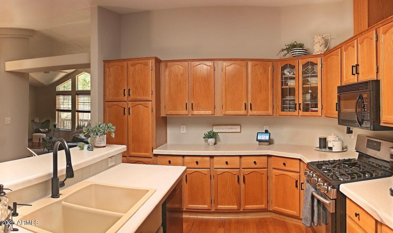 Kitchen 2