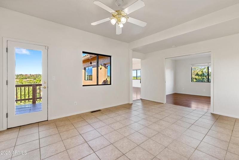 021_Family Room