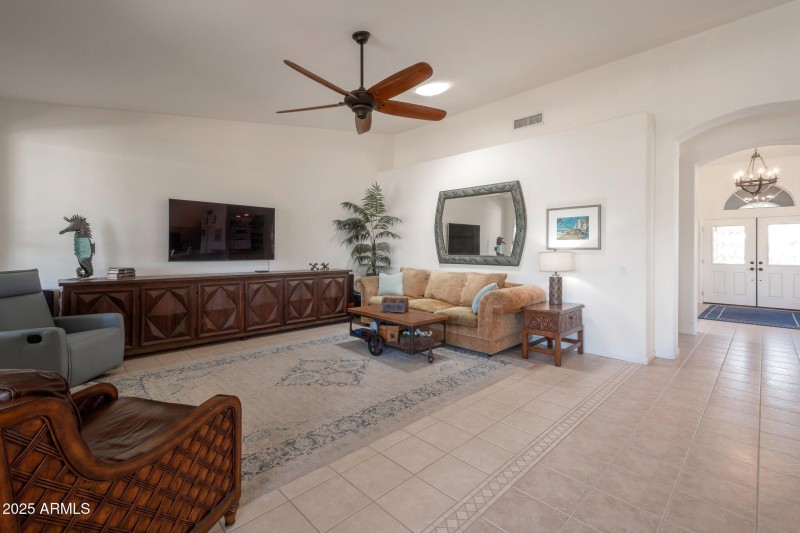 16-web-or-mls-Qp-9962