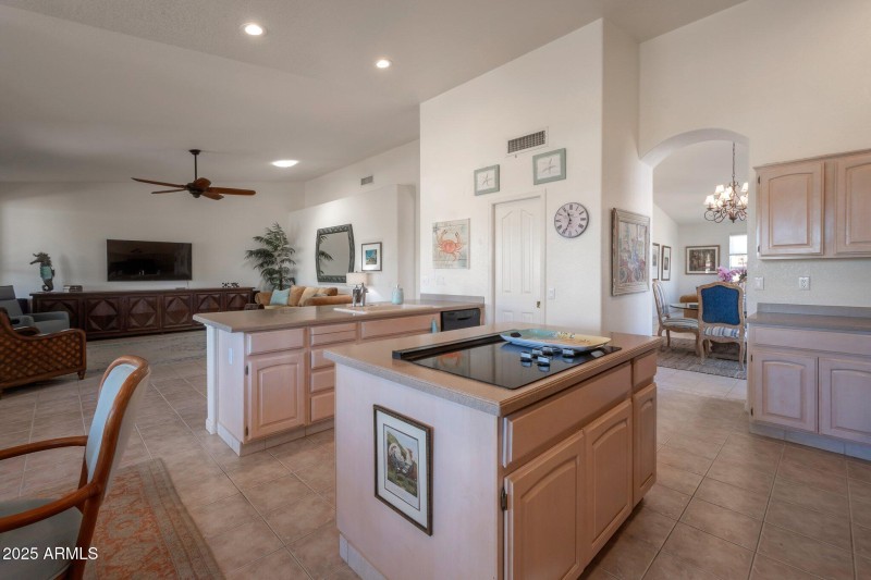 21-web-or-mls-Qp-9972