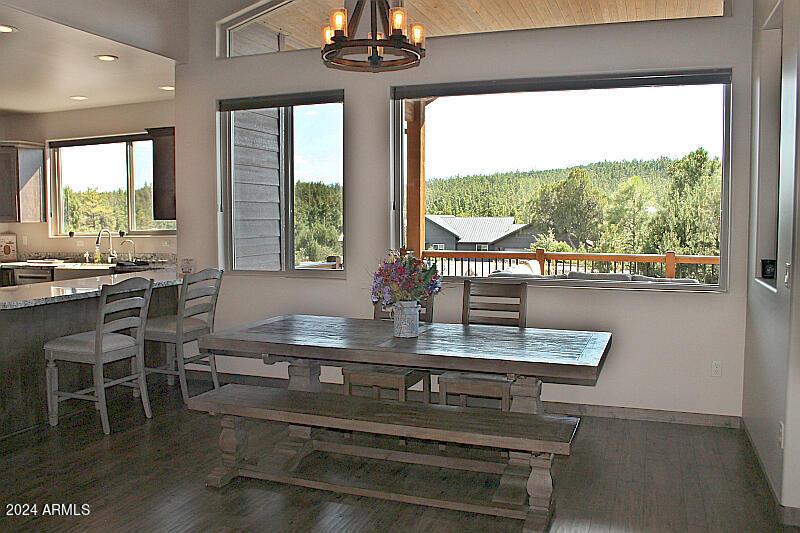 010_Dining Room View