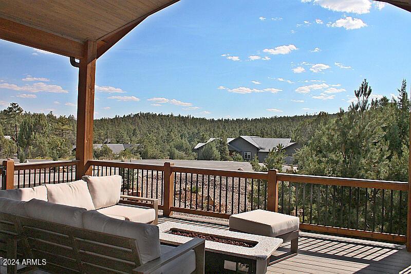 015_Front Deck View Day