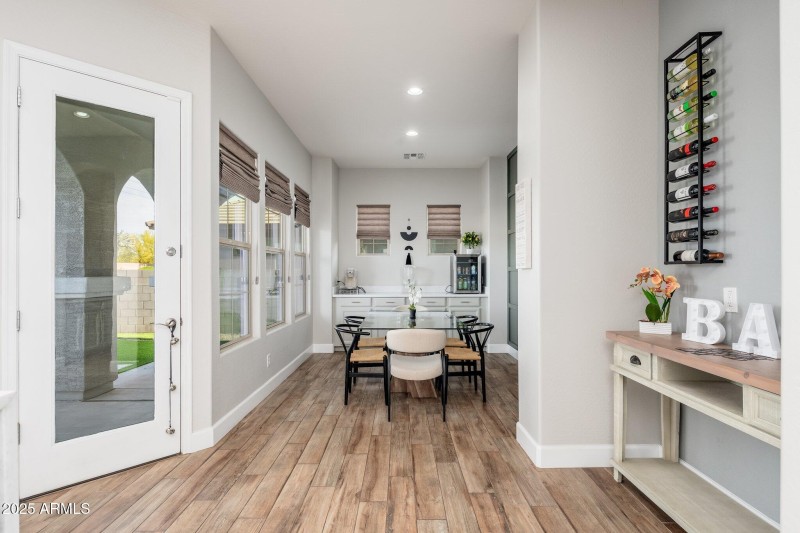 6621 S Balboa Dr - 09