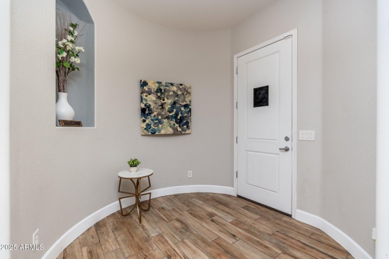 6621 S Balboa Dr - 03