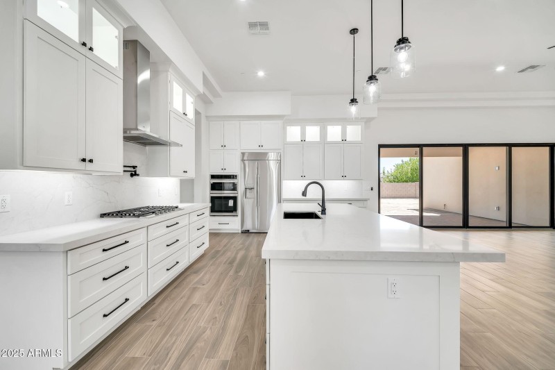 18225 W San Juan Ct-11