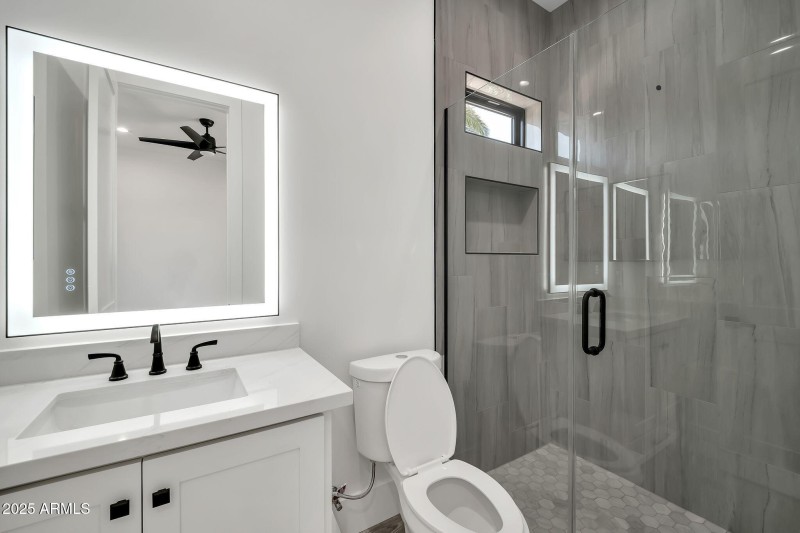 18225 W San Juan Ct-25