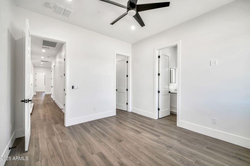 18225 W San Juan Ct-26