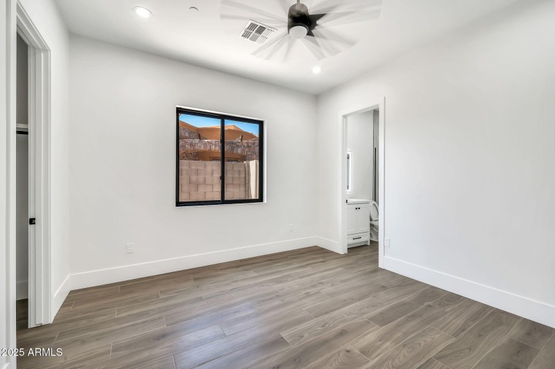 18225 W San Juan Ct-30