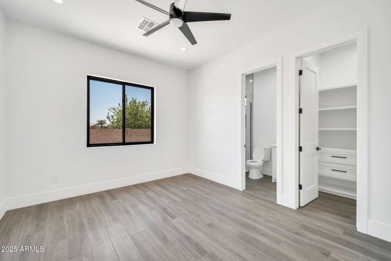 18225 W San Juan Ct-34