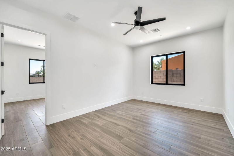 18225 W San Juan Ct-35
