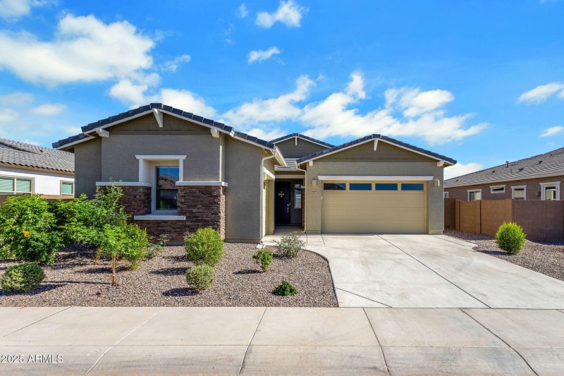 2-web-or-mls-3885-kenley-ln
