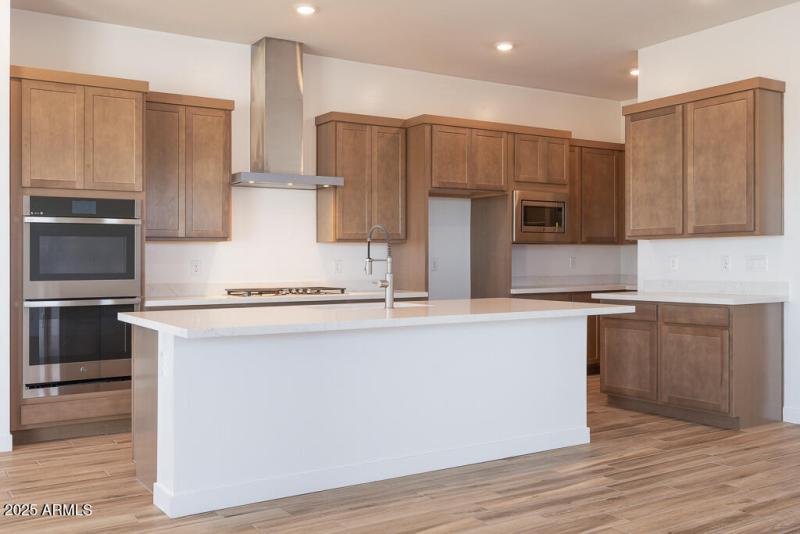 Tri Pointe Homes - Soleo 323 - Kitchen -