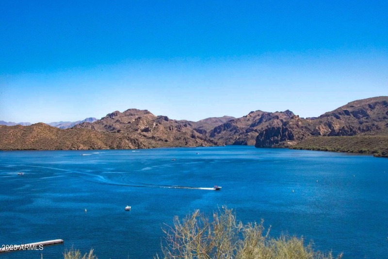 Saguaro Lake