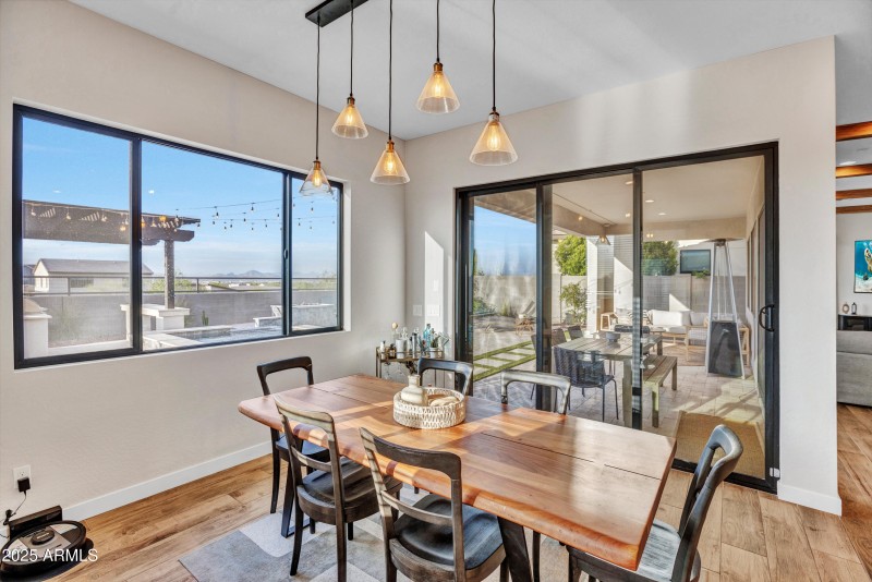 Breakfast Room