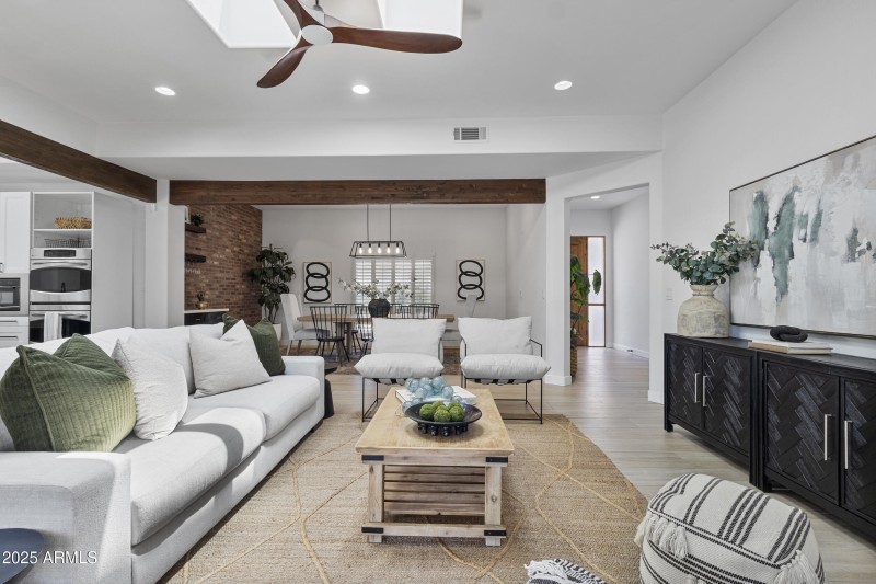 Family Room/Dining