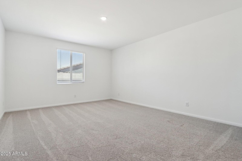 15-web-or-mls-W Cheryl Dr-1405-015