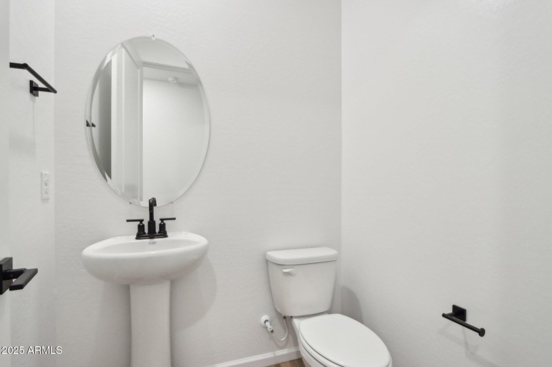 35-web-or-mls-W Cheryl Dr-1405-035