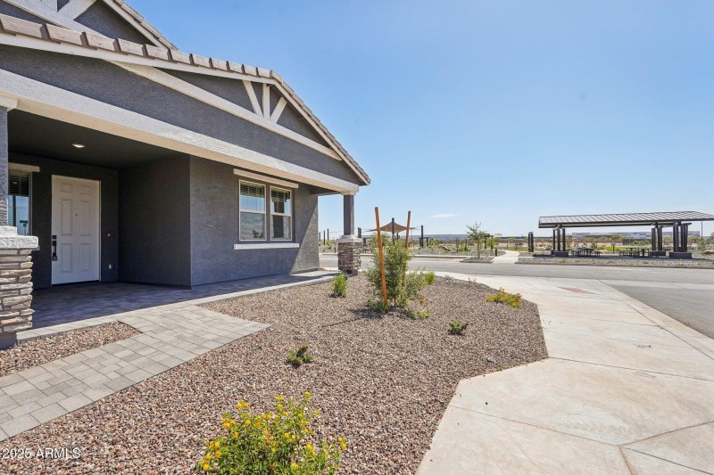 8-web-or-mls-W Cheryl Dr-1405-008