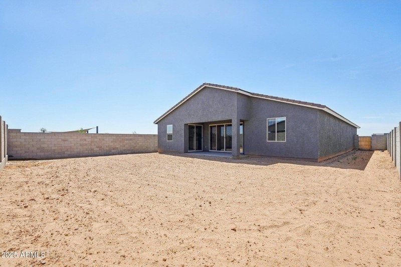 43-web-or-mls-W Cheryl Dr-1405-043