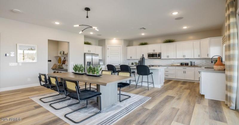 camelback-floor-plan-dining-kitchen-pant