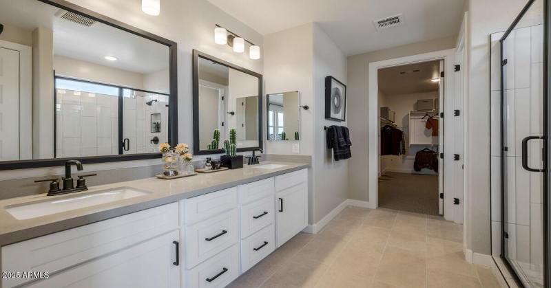 camelback-floor-plan-owners-bath-william