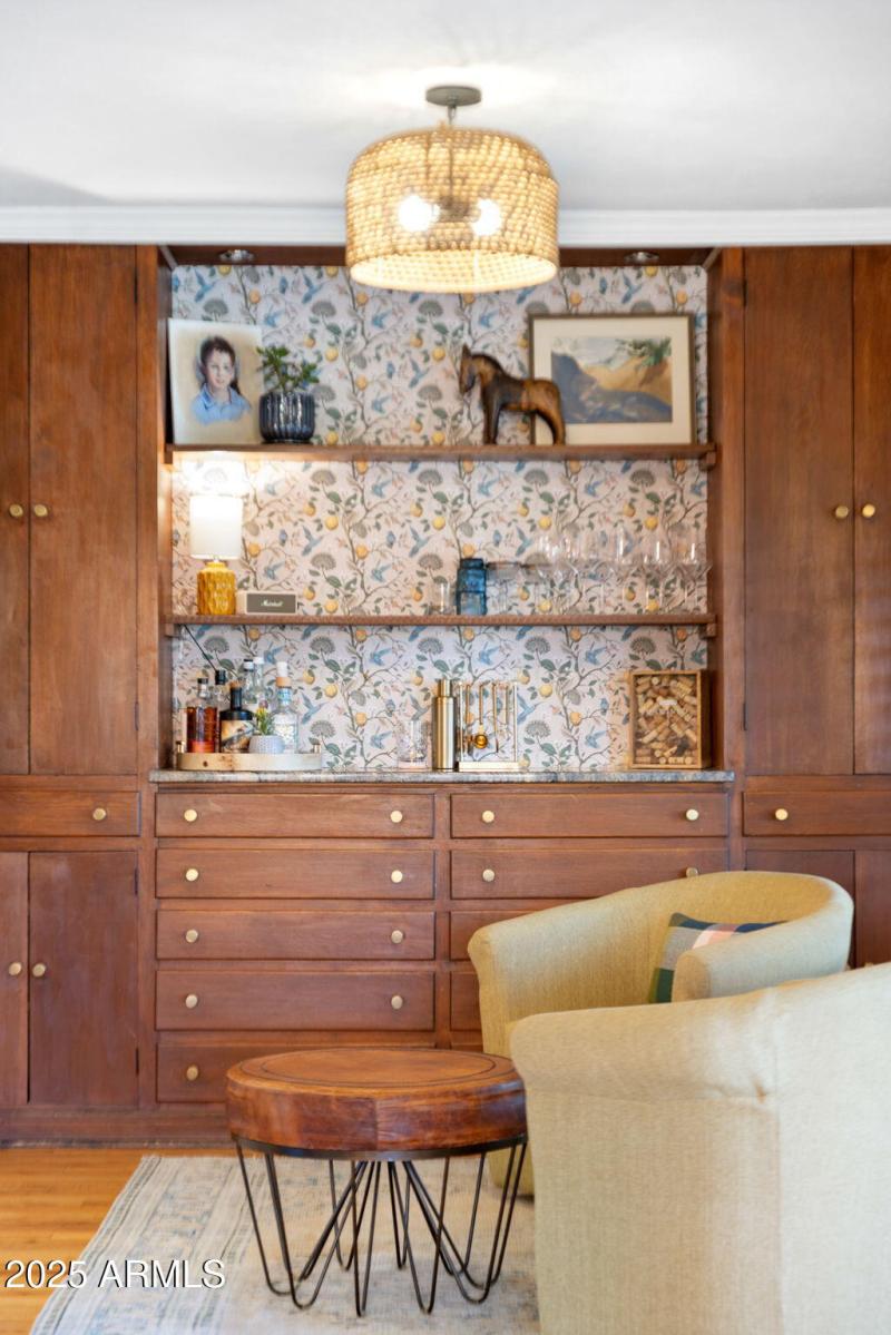 Buffet / Bar Area