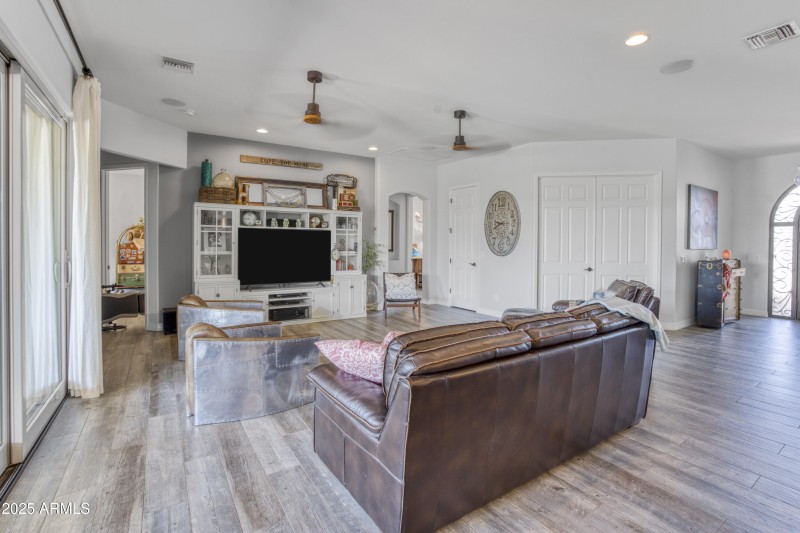 Living Area 2