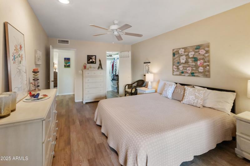 13807 N Garden Court Dr-17