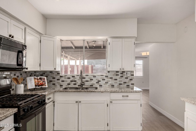 7 Kitchen