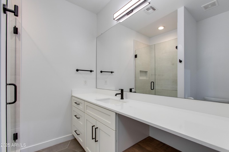 Bath 3 Ensuite