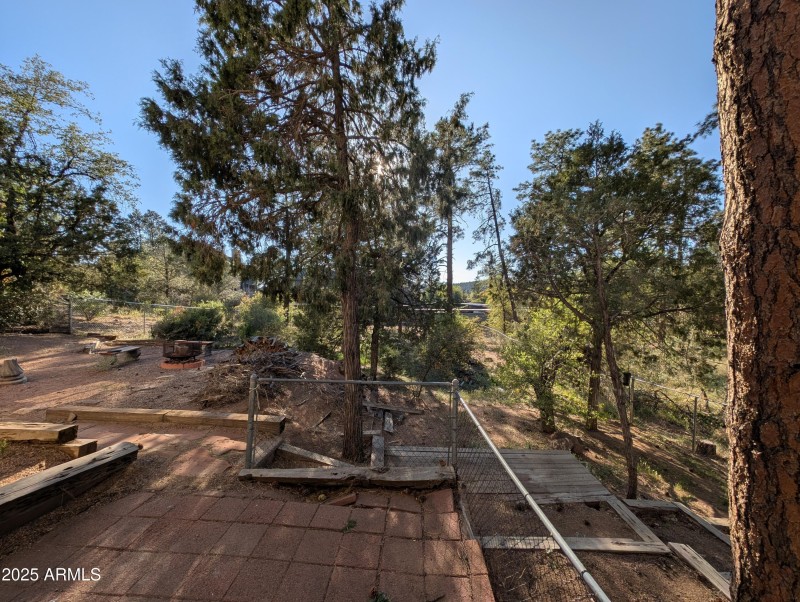 PXL_20250520_002246635