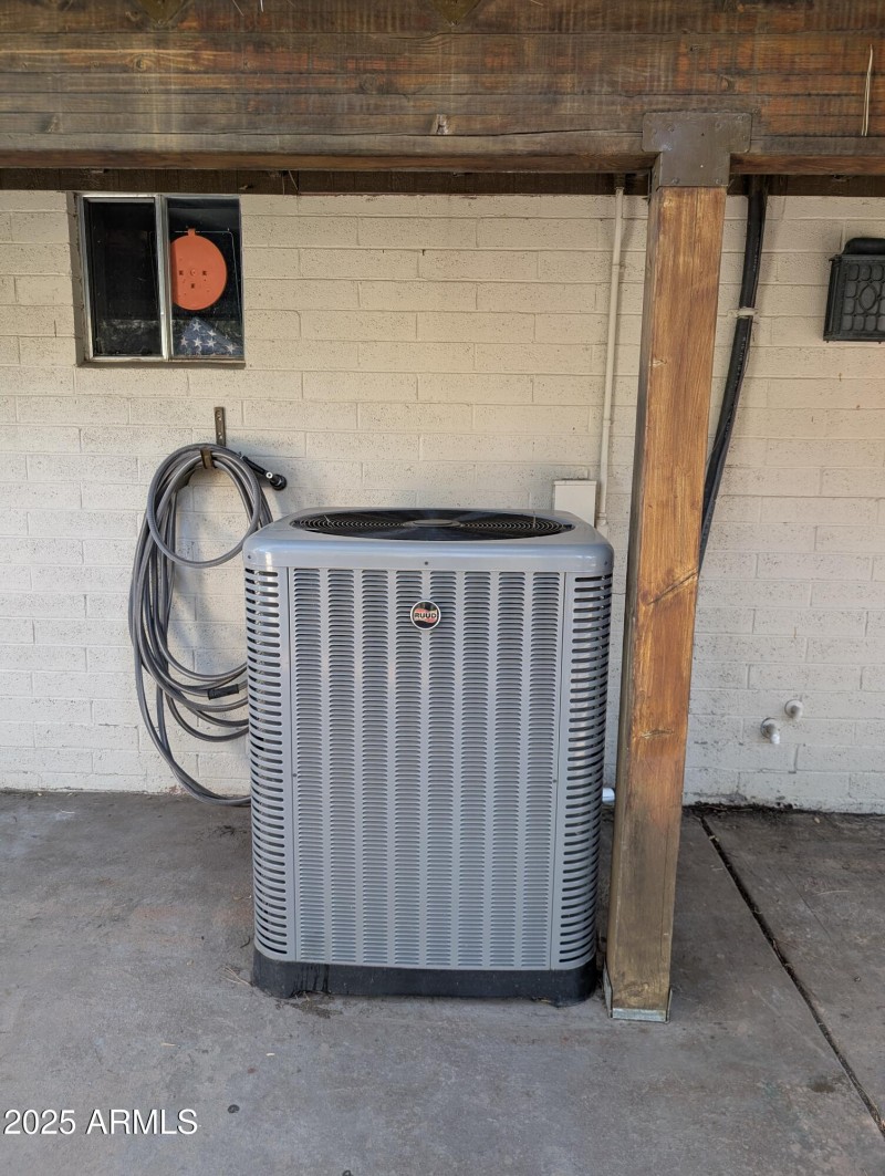 PXL_20250520_002259957