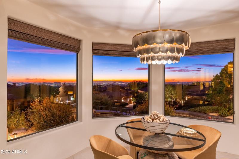 Breakfast Nook Views