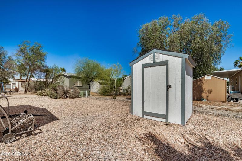 Shed
