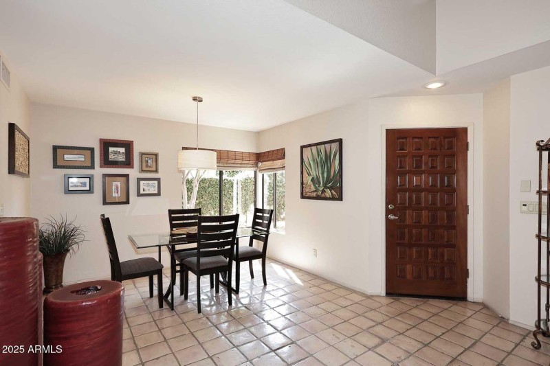 Dining Room2