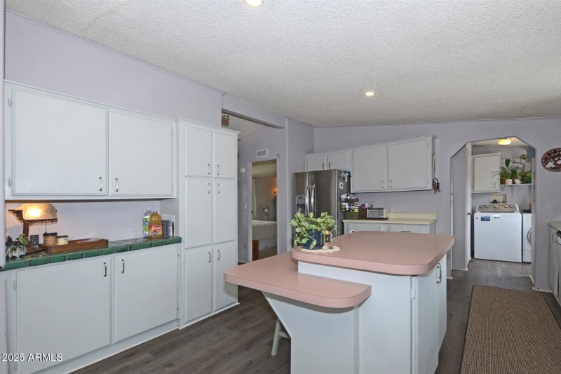 09 Kitchen 2