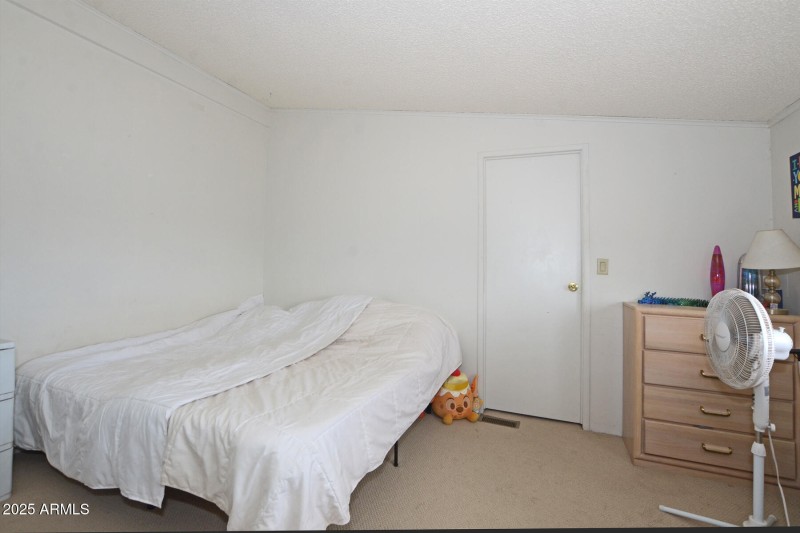 15 Bedroom2 2