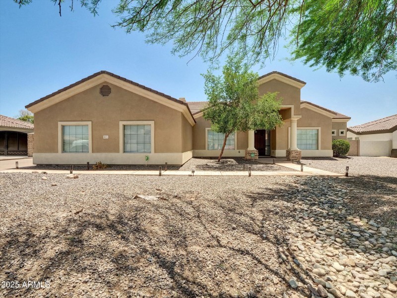 02-8031 W Morten Avenue-2