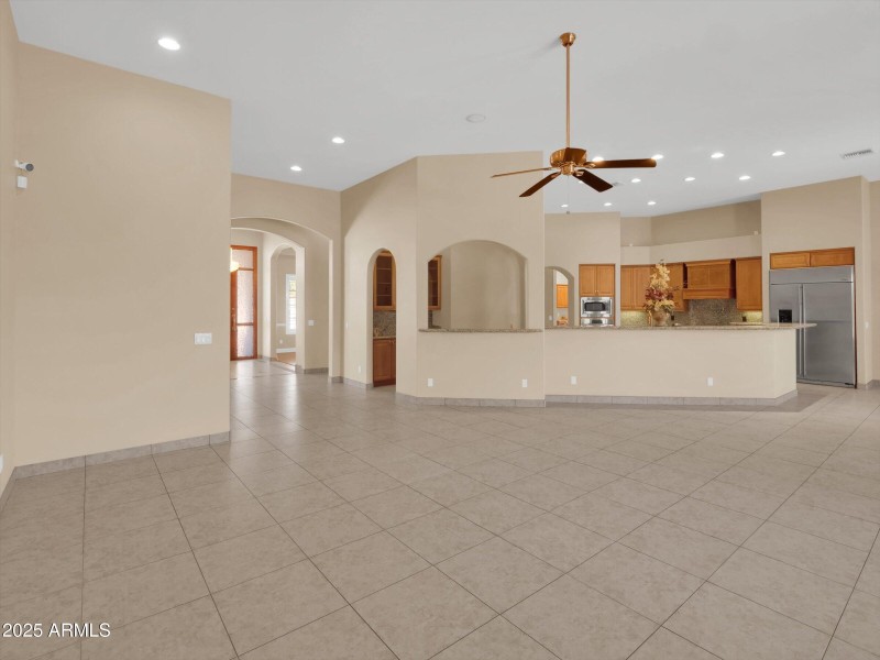 18-8031 W Morten Avenue-18