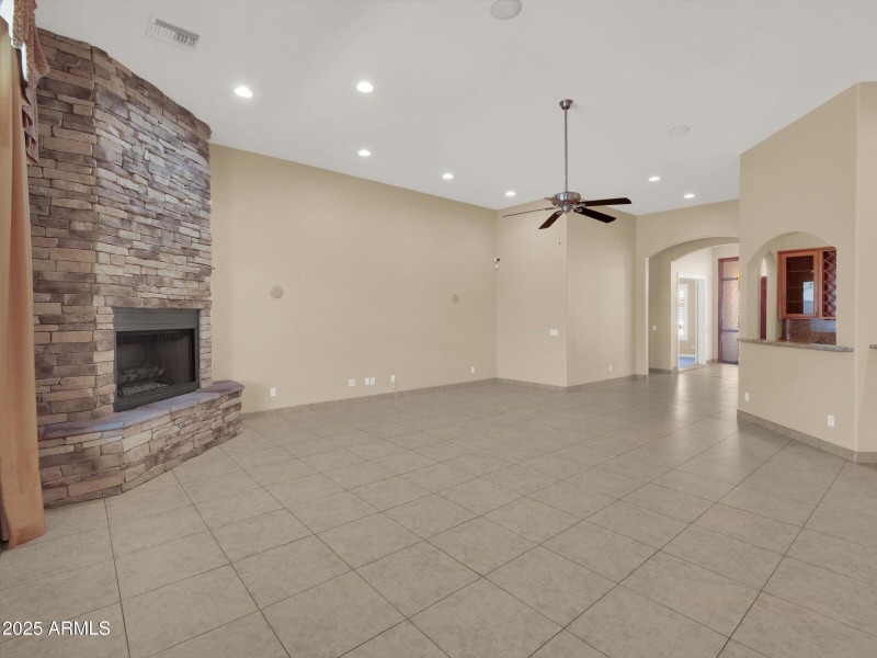 19-8031 W Morten Avenue-19
